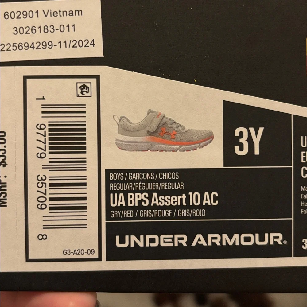 NWT Under armour shoes